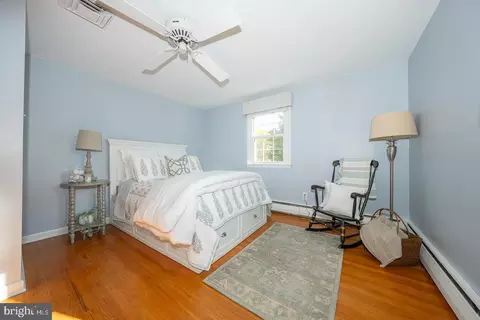 Bedroom - 576 Park Ridge Dr, Wayne, PA 19087 photo 7 of 7