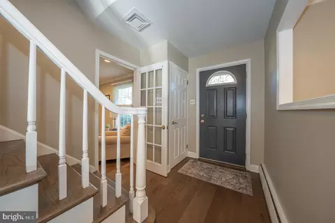 Entry Way - 576 Park Ridge Dr, Wayne, PA 19087 photo 1 of 3