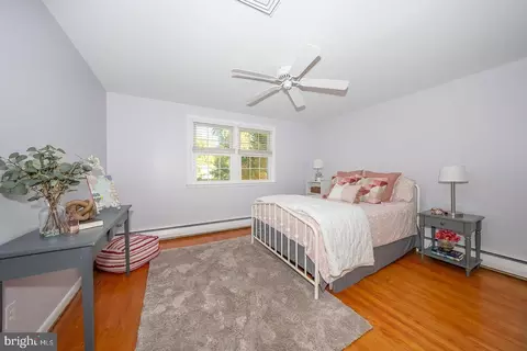 Bedroom - 576 Park Ridge Dr, Wayne, PA 19087 photo 6 of 7