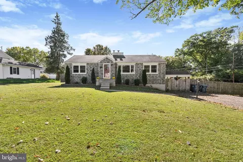 554 Fernhill Rd, West Chester, PA 19380