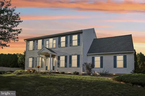 102 Pheasant Way, Downingtown, PA 19335