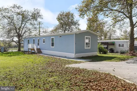 3 William Penn Ln, West Grove, PA 19390