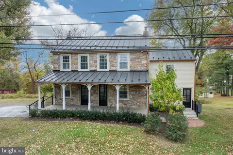 26 Ridge Rd, Phoenixville, PA 19460