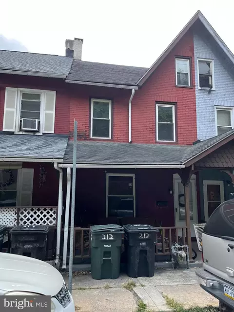 212 Fleetwood St, Coatesville, PA 19320