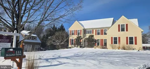 111 Brimful Dr, Phoenixville, PA 19460