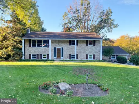 1456 Timberline Dr, Pottstown, PA 19465