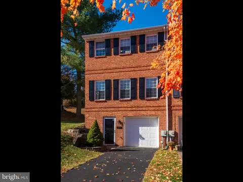 563 Coventry Ln, West Chester, PA 19382