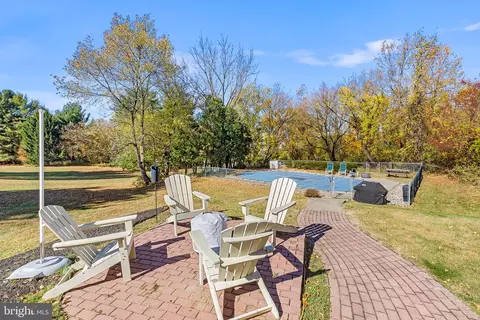 1 Berkshire Dr, Wayne, PA 19087 photo 42