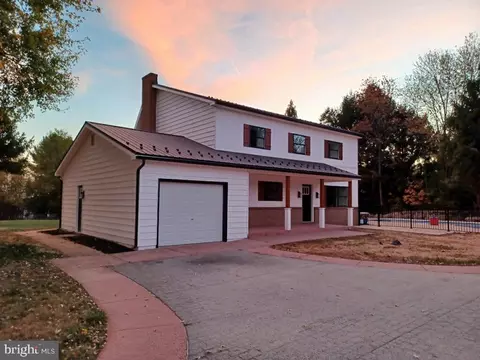 708 Little Elk Creek Rd, Oxford, PA 19363