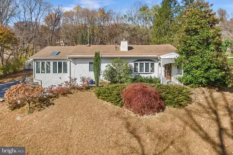 645 Harveys Bridge Rd, Coatesville, PA 19320