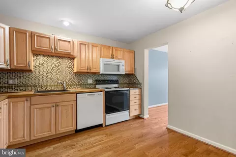 Kitchen - 60 Iroquois Ct, Chesterbrook, PA 19087 photo 3 of 3
