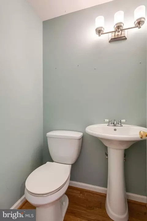 Bath - 60 Iroquois Ct, Chesterbrook, PA 19087 photo 1 of 3