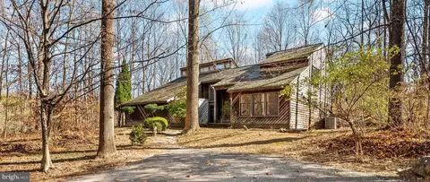 4134 Hollow Rd, Phoenixville, PA 19460