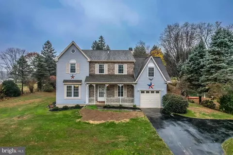 390 5th Ave, Parkesburg, PA 19365