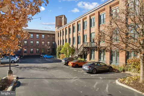 200 Lincoln Ave #302, Phoenixville, PA 19460