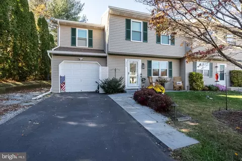 506 N Culvert St, Parkesburg, PA 19365