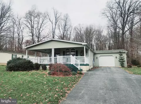 103 Stillwagon Ln, Coatesville, PA 19320