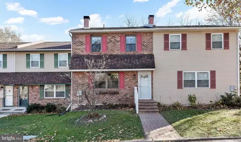 522 Coventry Ln, West Chester, PA 19382