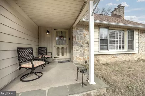 404 Sylvan Ln, Devon, PA 19333 photo 3