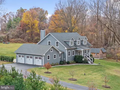 2700 Flowing Springs Rd, Spring City, PA 19475