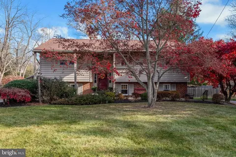 1223 S Evergreen Dr, Phoenixville, PA 19460