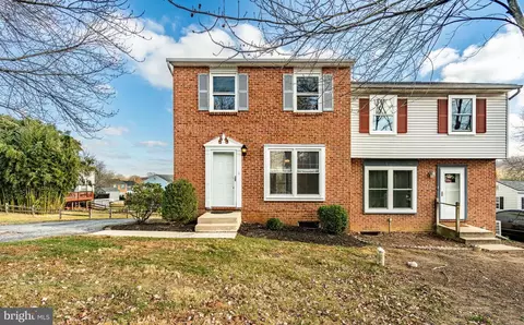 14 Jason Ln, Thorndale, PA 19372