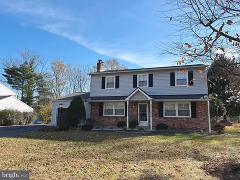 314 Douglas Dr, West Chester, PA 19380