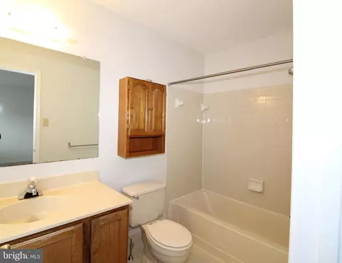 65 E Jonathan Ct, Kennett Square, PA 19348 photo 16