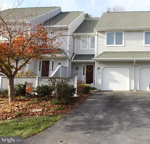 65 E Jonathan Ct, Kennett Square, PA 19348