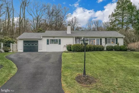 1015 Goodwin Ln, West Chester, PA 19382