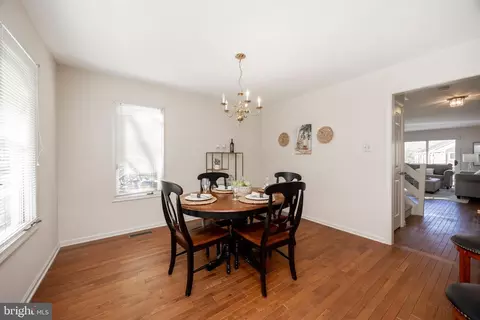 Dining - 281 Fox Run, Exton, PA 19341 photo 3 of 3