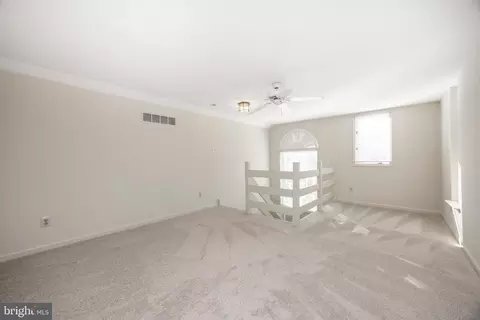 Living - 281 Fox Run, Exton, PA 19341 photo 7 of 7