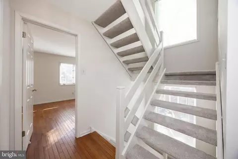 Entry Way - 281 Fox Run, Exton, PA 19341 photo 3 of 3