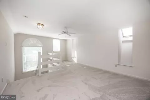 Living - 281 Fox Run, Exton, PA 19341 photo 6 of 7
