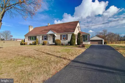 537 Sanatoga Rd, Pottstown, PA 19465