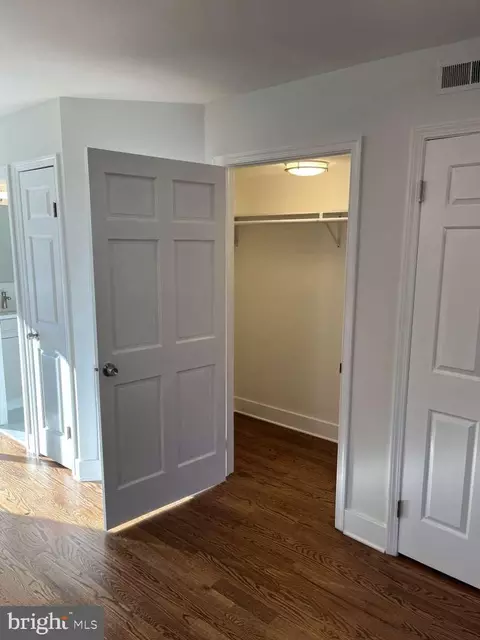 357 New Market Ct, Wayne, PA 19087 photo 7