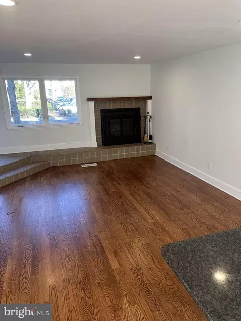 357 New Market Ct, Wayne, PA 19087 photo 6