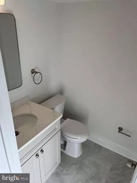 357 New Market Ct, Wayne, PA 19087 photo 5