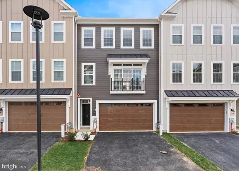 46 Pointe Pl, Kennett Square, PA 19348