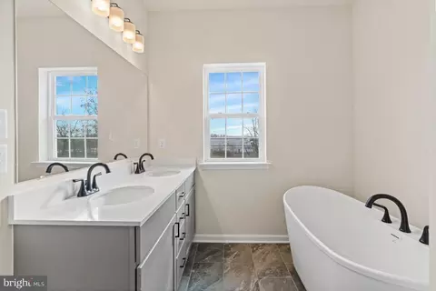46 Pointe Pl, Kennett Square, PA 19348 photo 9