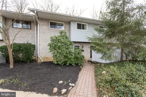 1518 Manley Rd #B42, West Chester, PA 19382