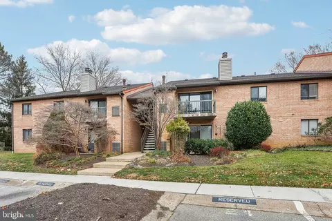 94 Le Forge Ct, Chesterbrook, PA 19087
