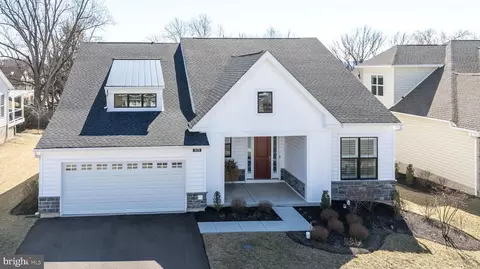 679 Stamp St, Phoenixville, PA 19460