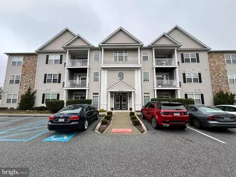 415 Megan Ct #G, Kennett Square, PA 19348