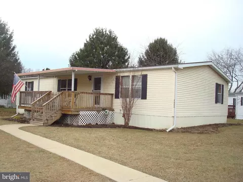1024 Sunhigh Dr, West Chester, PA 19380
