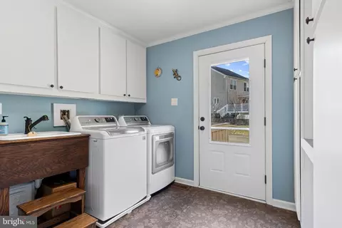 1036 Armstrong Ct, Chesterbrook, PA 19087 photo 40