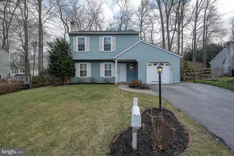 84 Canterbury Ct, Downingtown, PA 19335
