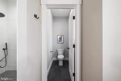 Entry Way - 218 Hendricks Ave, Exton, PA 19341 photo 5 of 6