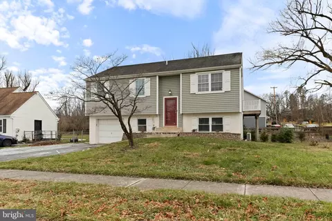200 Meadow Dr, Downingtown, PA 19335