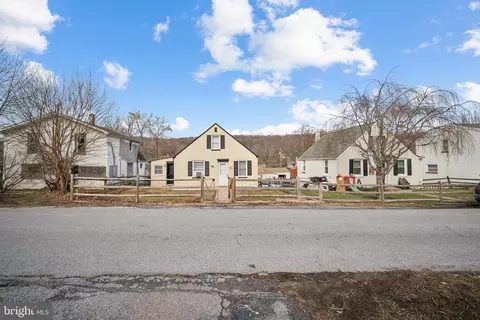 24 Spruce St, Coatesville, PA 19320